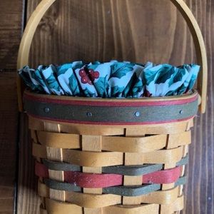 Like new Longaberger Holiday Small Basket Combo